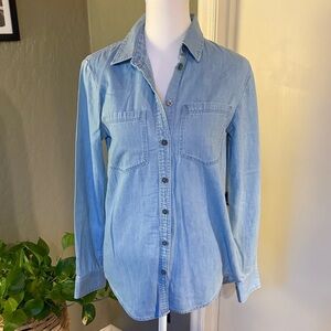 Banana Republic Light Blue Button Down Shirt